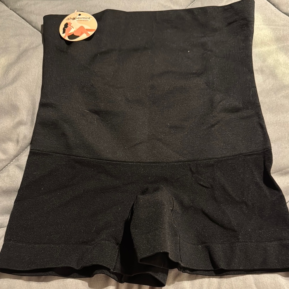 Shapermint Black Bike Shorts with Seamless Tummy Control